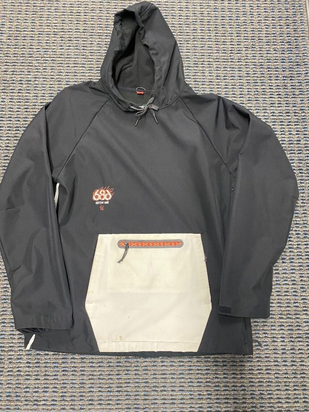 686 x Sketchy Tank Men's Waterproof Snowboard Hoodie Black Size L M1WCST03